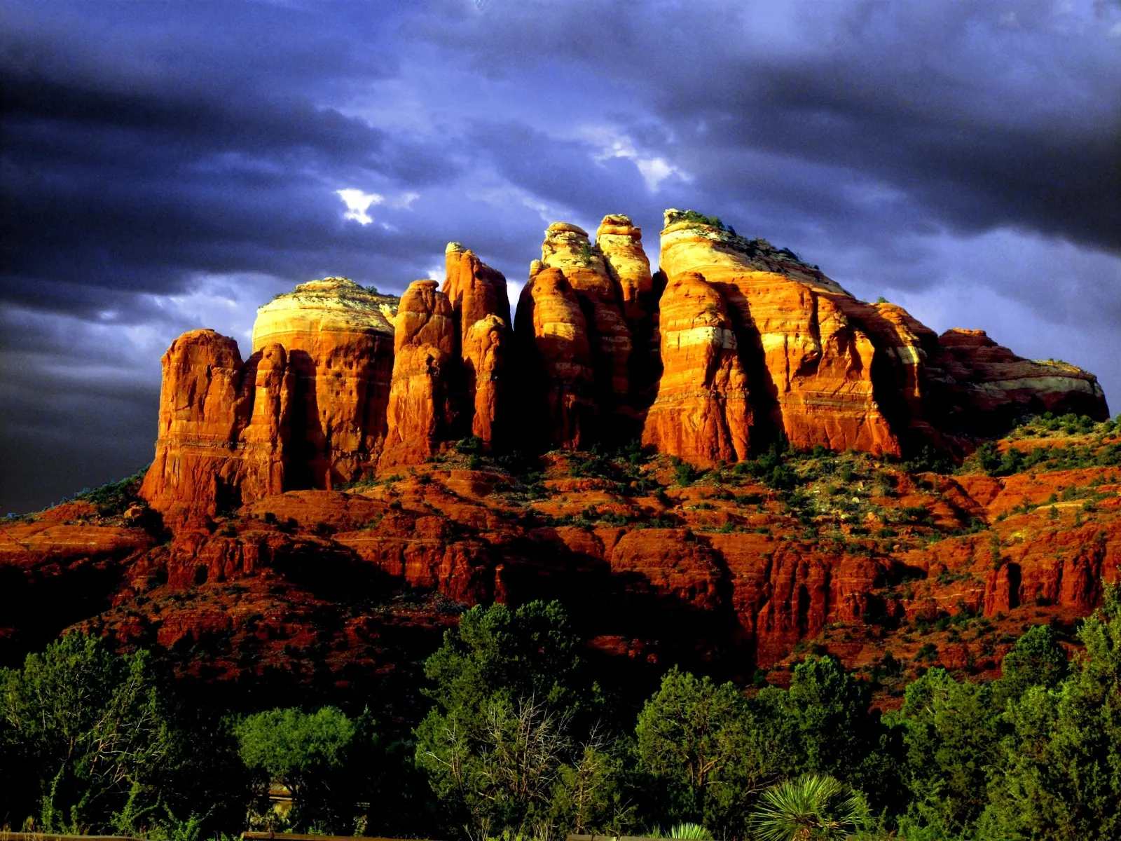 10 Most Beautiful Places to Go for Honeymoon in USA